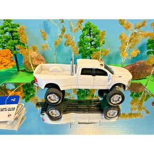 1/64 ERTL TOMY Custom Dodge Ram 3500 Crew Cab, G-5 Lift Kit For 1/64 Farm Toy